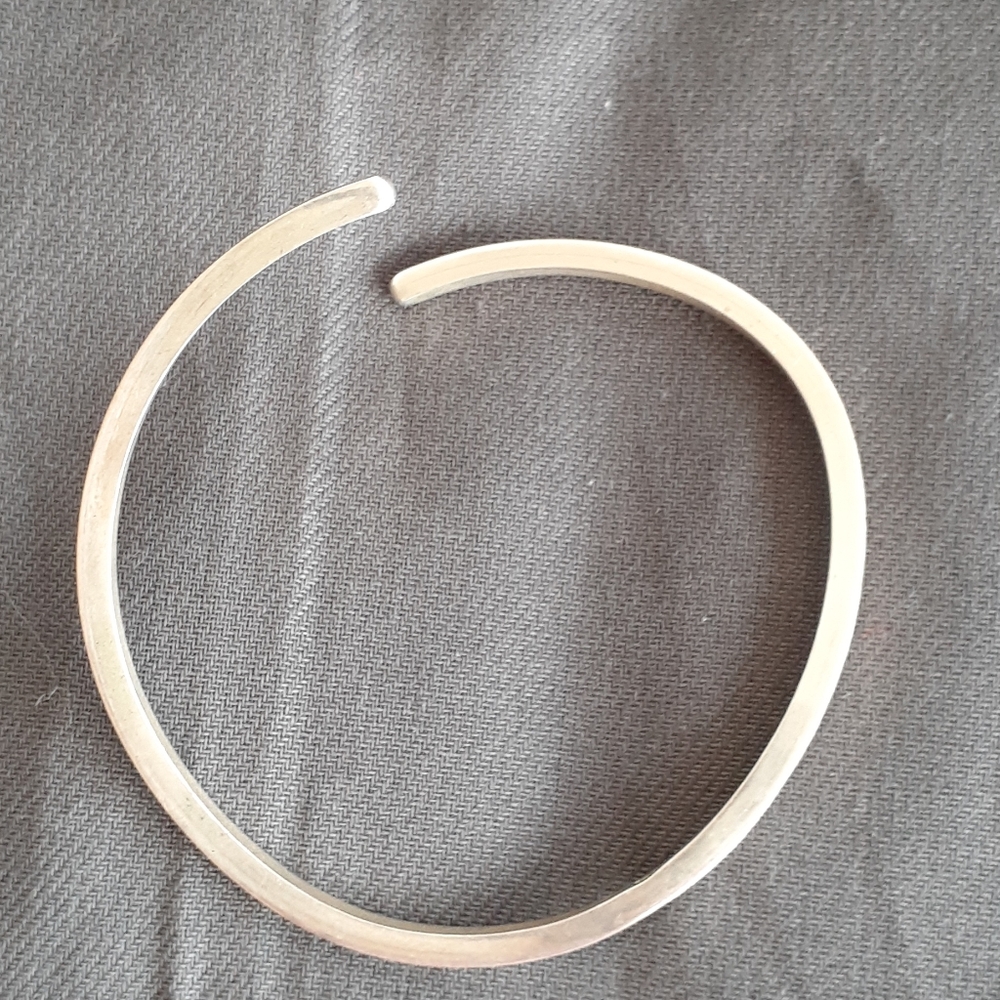 Icr Silver Square Shaped Cuff Bangle Bracelet. - image 7